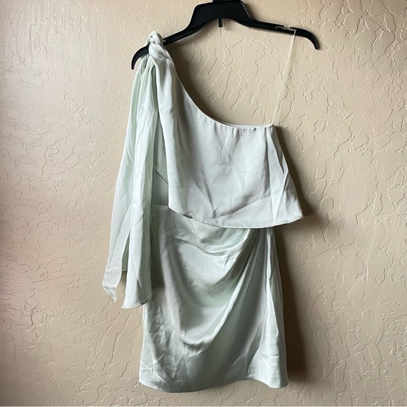 SIGNIFICANT OTHER
Azure One-shoulder Mini Dress In Green-lt - Picture 2 of 7
